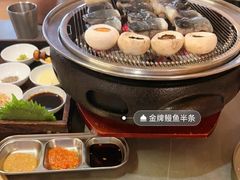 -围炉肉舍•炭烤活鳗•丹东海鲜烤肉(步行街店)