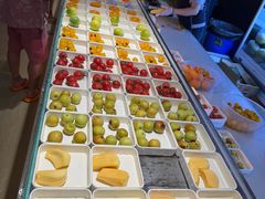 -涨巢·潮玩水疗局