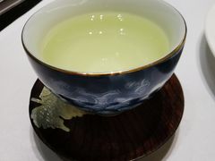 -红鼎豆捞·非遗鲍皇汤火锅(宝丰路店)