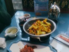 -乔家小院•非遗驴肉•本地小海鲜(滨河路店)