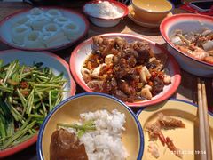 -老三样·美食研究中心(世贸路店)