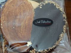 巧克力蝴蝶酥-Salon de The de Joel Robuchon(外滩18号店)