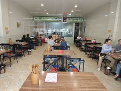 -继红顺河抄手名小吃