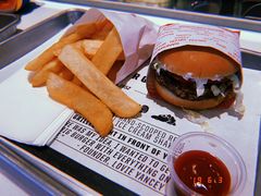 -FATBURGER 特富客汉堡(外交公寓店)