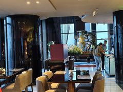 -唐拉雅秀酒店-西锦汇空中BBQ·思创餐厅