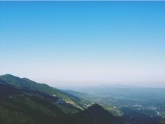 -紫鹊界梯田景区
