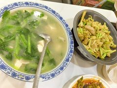-悦府东北私房菜·饺子王·铁锅炖(长白山万达店)