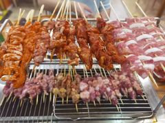 -哈尔滨小酒馆·鲜肉现穿自助烧烤(康新花园店)
