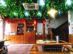 大堂-三里屯土灶炖公鸡地锅鸡(江东店)