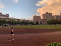 -上海外国语大学(虹口校区)
