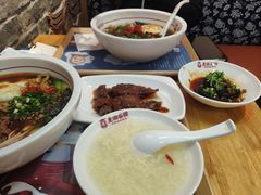 甜酒冲蛋-呷佬·长沙手工米粉(金沙江路店)