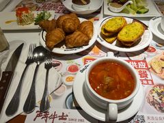-斗牛士牛排餐厅(嘉里汇店)