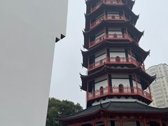 -绳金塔