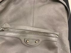 -爱革·奢品·鞋包·衣物·家居(金桥国际商业广场店)