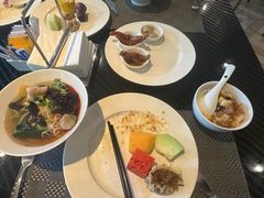 -筠咖啡西餐厅(上海国展宝龙丽筠酒店)