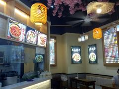 -阿依娘镇店豌杂面(三峡广场店)