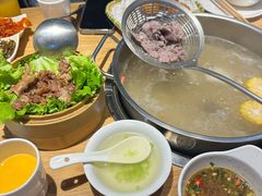 -品臻牛鲜牛肉火锅(泰山路店)