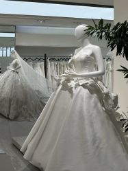 -南京宝娜嫁衣婚纱礼服馆(中央路店)