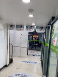 -苗医生专业祛痘·皮肤管理