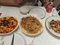 -辣小妮de川菜馆(红旗Mall店)