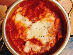 锅炒芝士年糕-富乐满韩国正宗炸鸡韩国料理(虹泉路店)