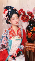 -汉仪华裳汉服馆(打浦桥店)