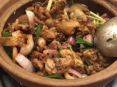 -胡须佬鸡煲四季火锅店(石厦西村直营店)