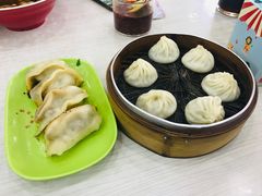 -珊珊小笼馆(仙霞路店)