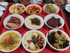 -蓝田九大碗民俗食府(蓝田店)