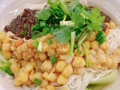-耙豌豆重庆小面