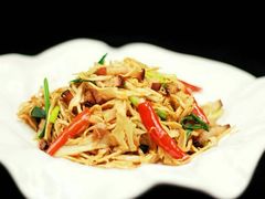 -渝半城经典川粤菜(重庆天地店)
