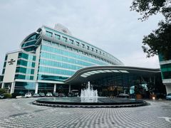 -苏州金鸡湖中茵皇冠假日酒店