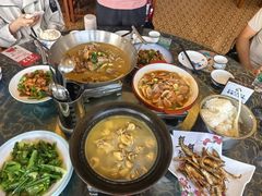 -老唐三下锅 ·张家界地标美食(溪布街店)