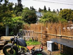 -亮河湾山庄