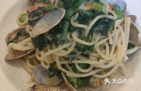 Garlic Spicy Clams Noodles