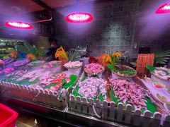 -领鲜活海鲜榴莲自助火锅(东门店)