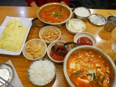 海鲜豆腐锅-金北顺大锅家(신사본점)