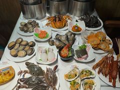 -领鲜活海鲜榴莲自助火锅(东门店)