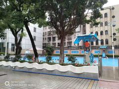 -矿泉游泳场
