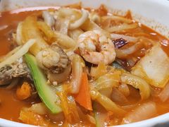 辣海鲜面-桃园中华料理炸酱面(燕儿岛路店)