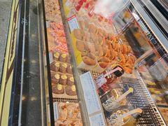 -85度C(生甜甜圈研究工坊·上海松江人民北路店)