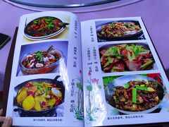 -牛八宝桂林米粉(八里庄店)