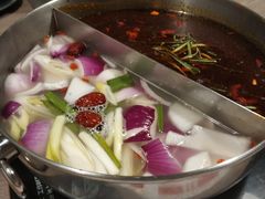 鸳鸯功夫牛尾锅-老鼎旺安格斯牛肉火锅(衡艺广场店)