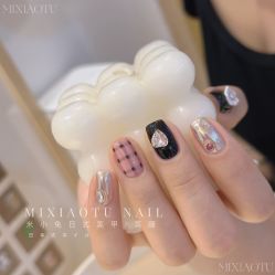 -米小兔美甲美睫