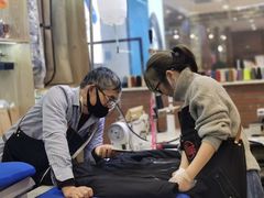 -爱革·洗衣改衣·洗鞋修鞋·洗包修包·奢侈品护理(宝地广场店)