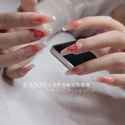 点击看大图 -Fanni美甲美睫皮肤管理