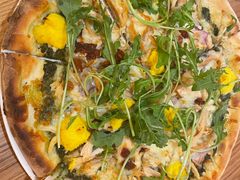 -城市大道红炉披萨烘焙坊