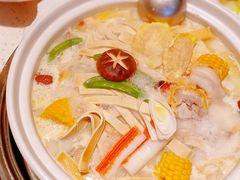 -三人行骨头王火锅(长寿店)