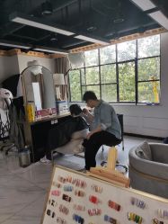 -沐染造型专业烫发染发