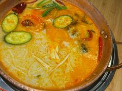 -洱火云南酸菜牛肉火锅(石景山当代商城店)